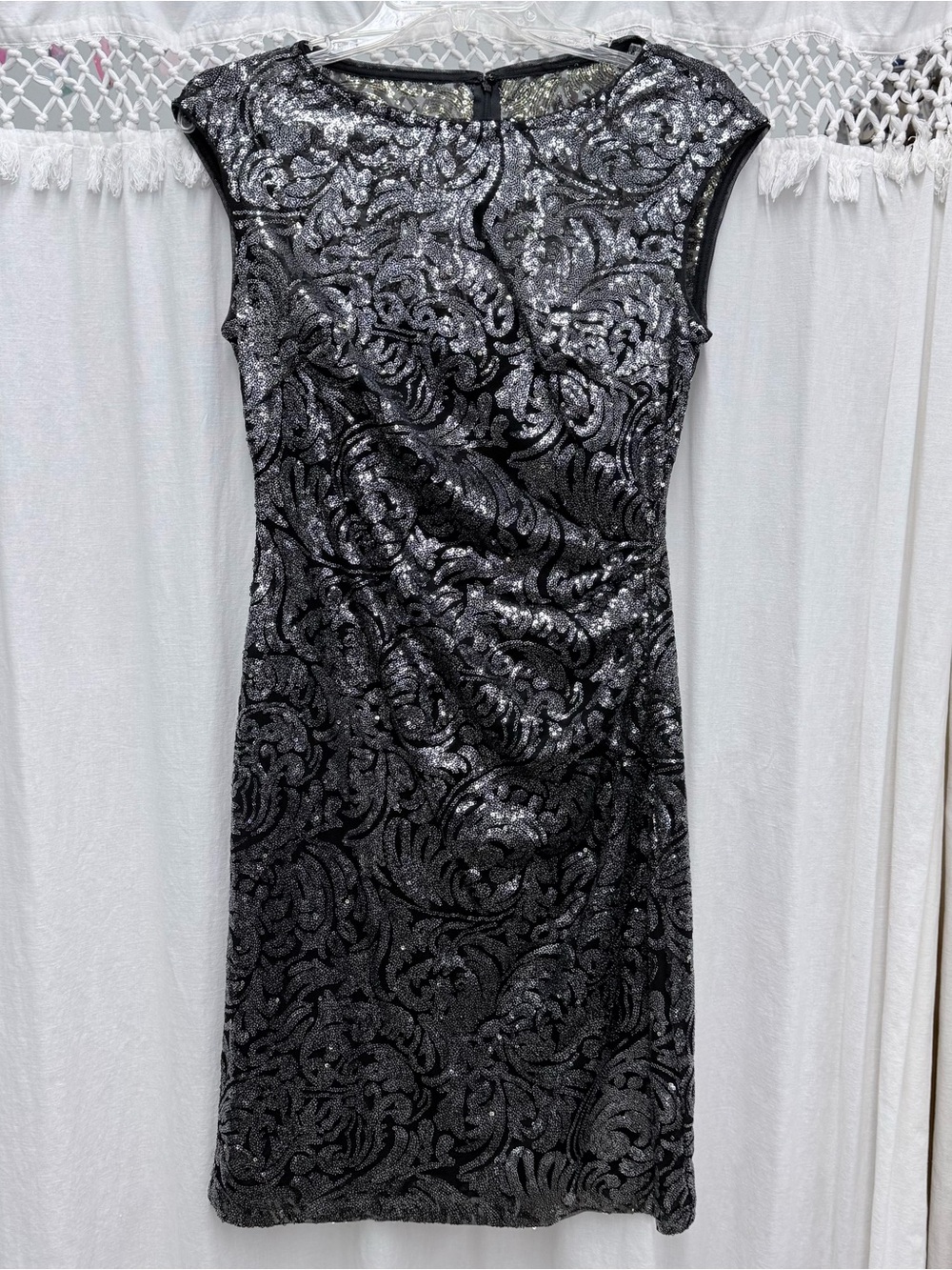 Lauren Ralph Lauren Black & Silver Sequin Ruched Sheath Dress, Size 4